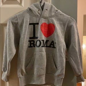 Sweatshirt with hood